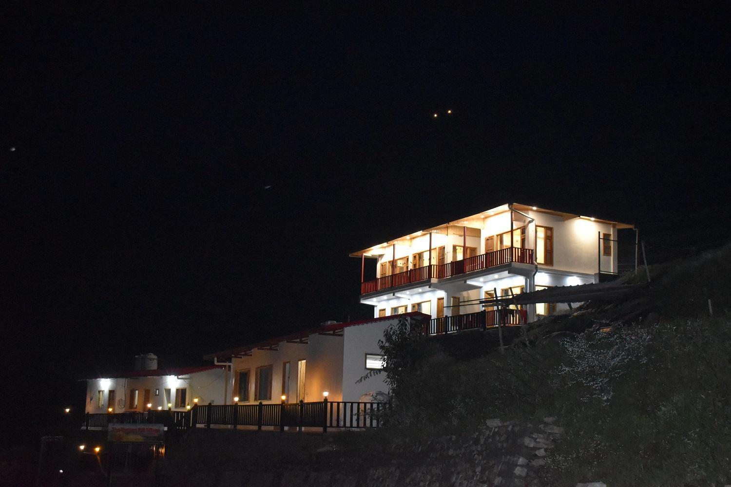 The Vintage Hill Village - Himalayan Boutique Resort Канатал Экстерьер фото
