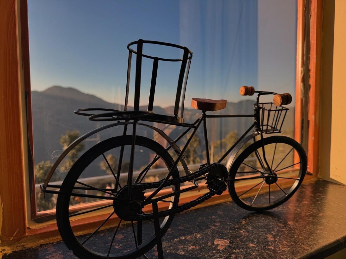 The Vintage Hill Village - Himalayan Boutique Resort Канатал Экстерьер фото
