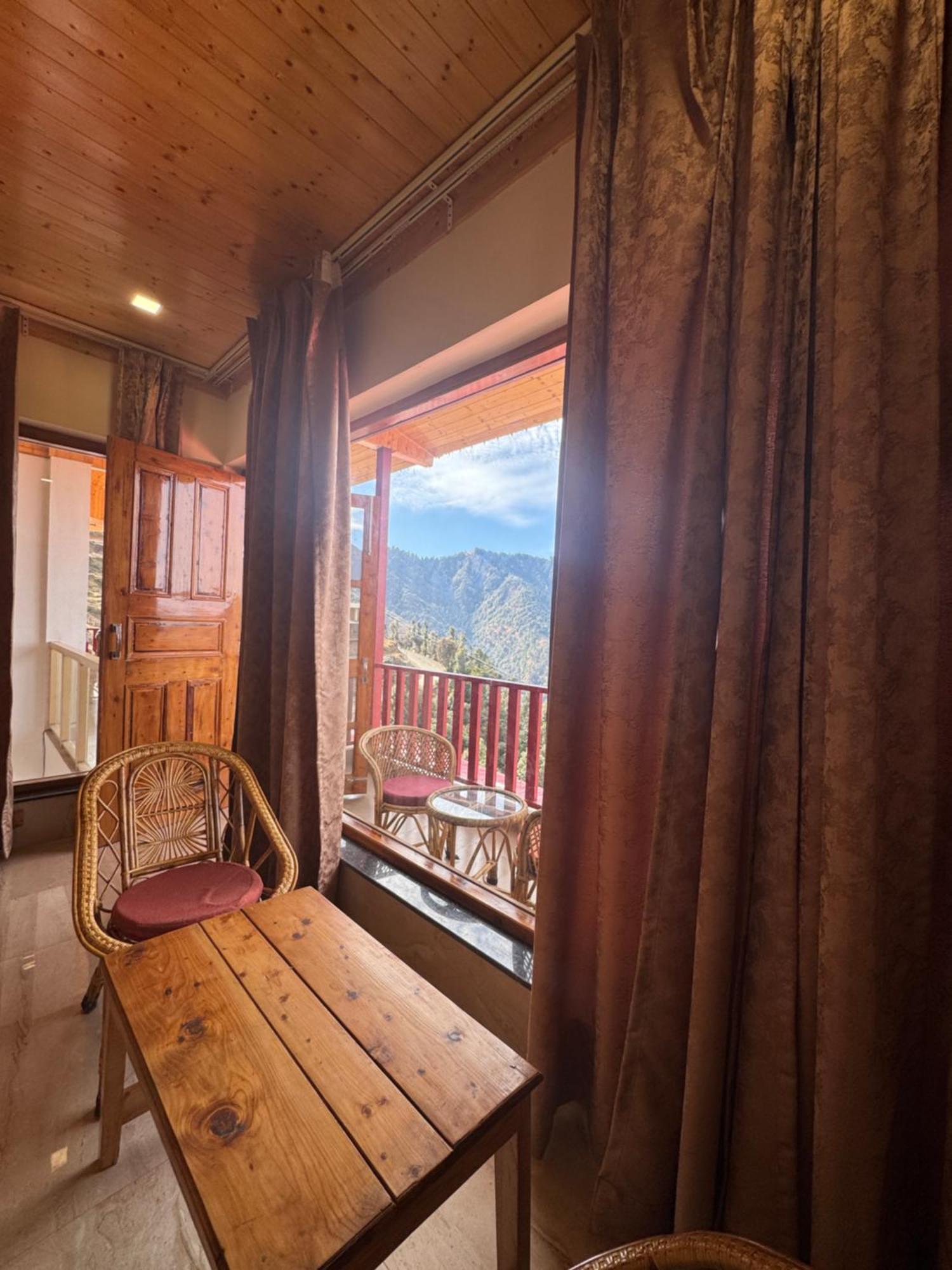 The Vintage Hill Village - Himalayan Boutique Resort Канатал Экстерьер фото