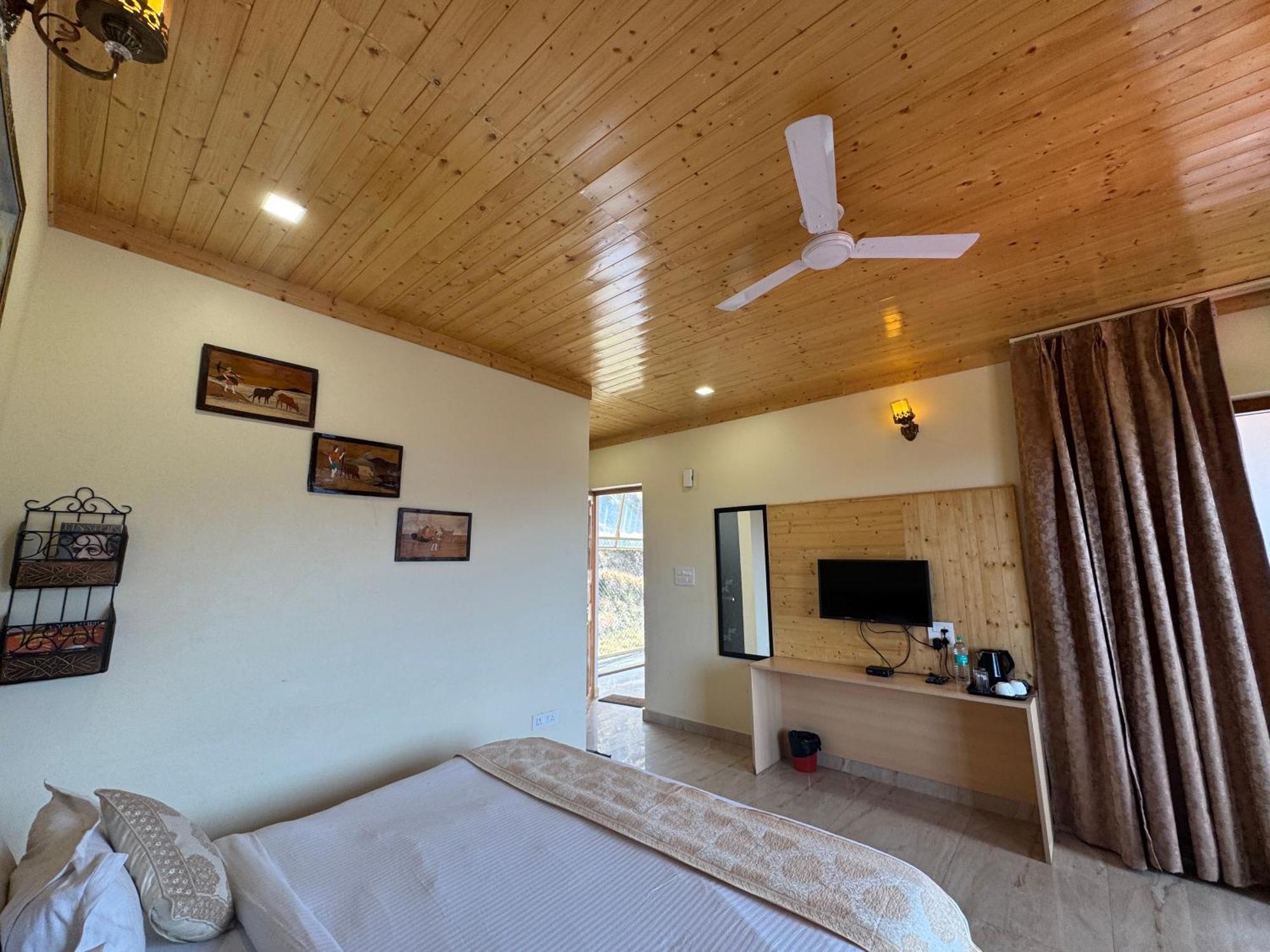 The Vintage Hill Village - Himalayan Boutique Resort Канатал Экстерьер фото